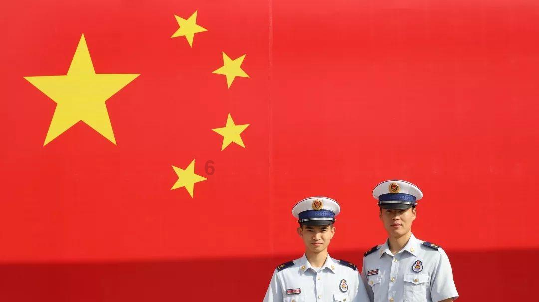 救援菠萝舞者